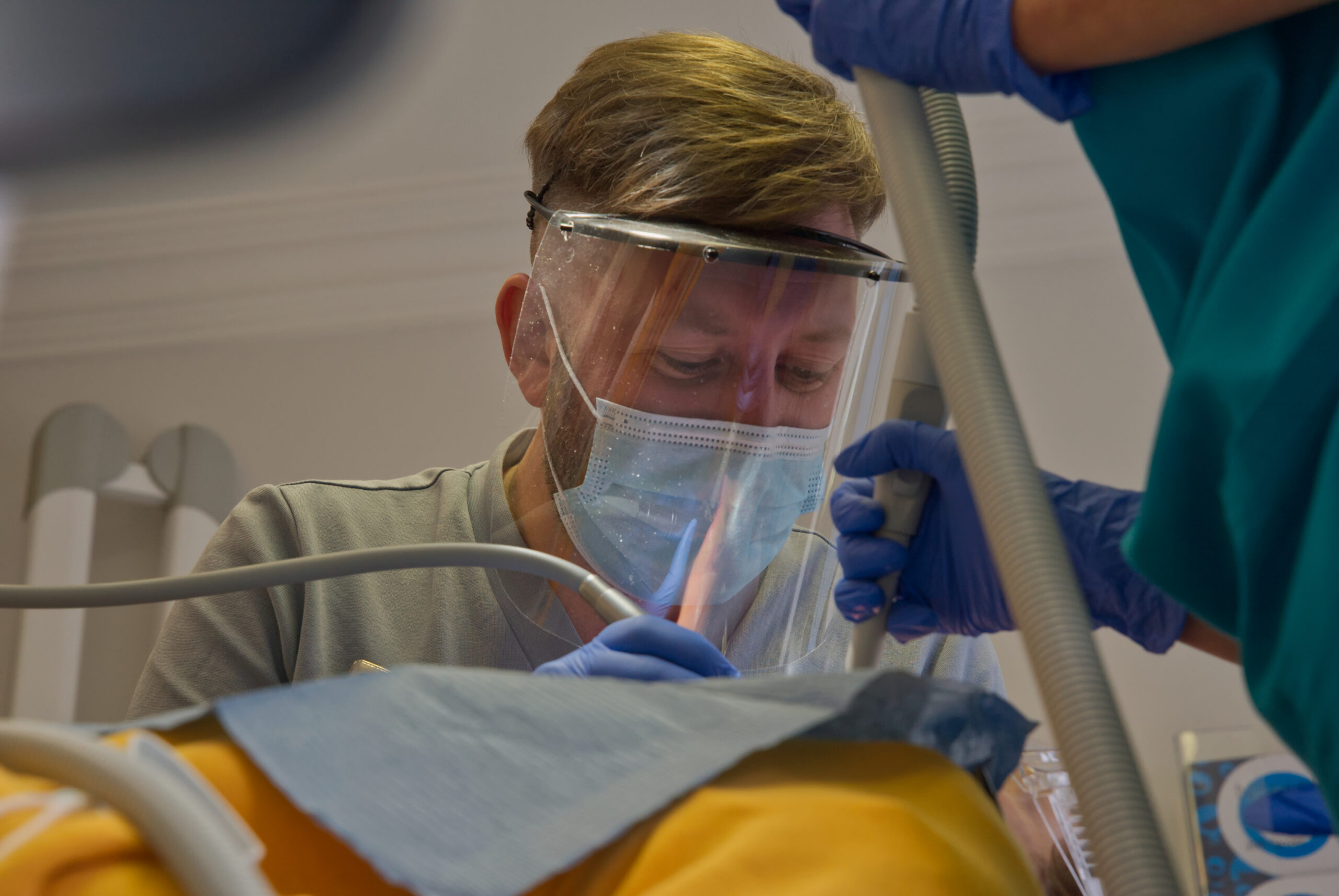 https://www.newrydentalcentre.com/wp-content/uploads/2024/04/dsc06764-scaled.jpeg